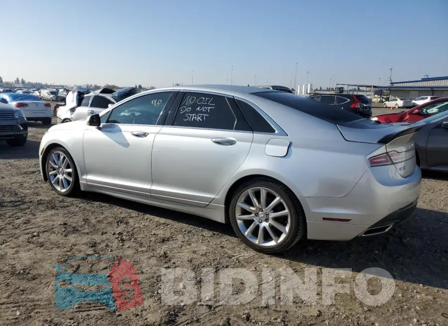 3LN6L2LU0GR630554 Photo# 2
