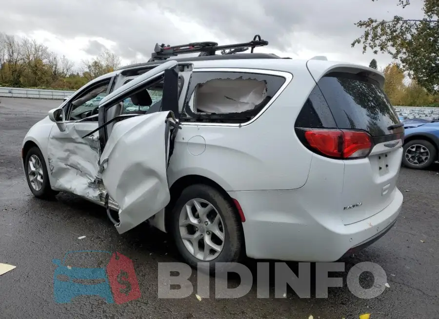 2C4RC1FG8JR112402 Photo# 2
