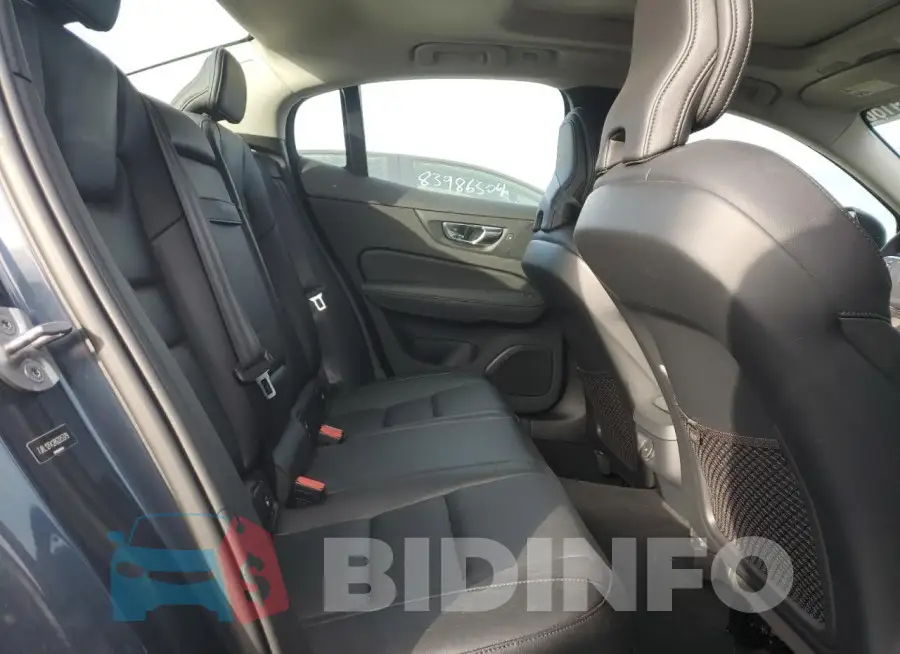 7JRL12FK2RG325379 Photo# 10