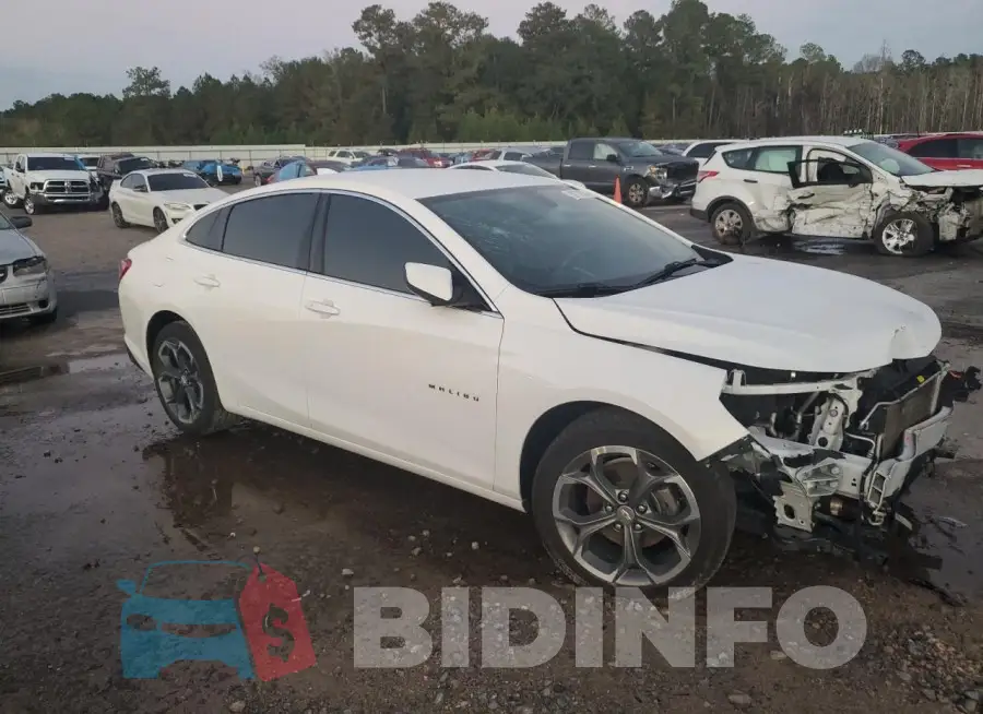 1G1ZD5ST4LF111998 Photo# 4