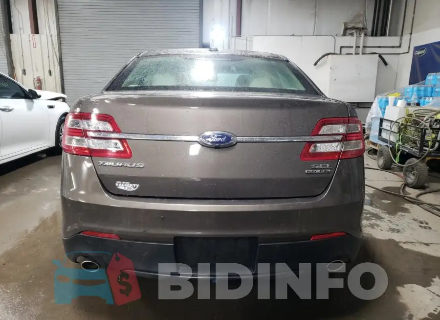 1FAHP2E86GG127805 Photo# 6