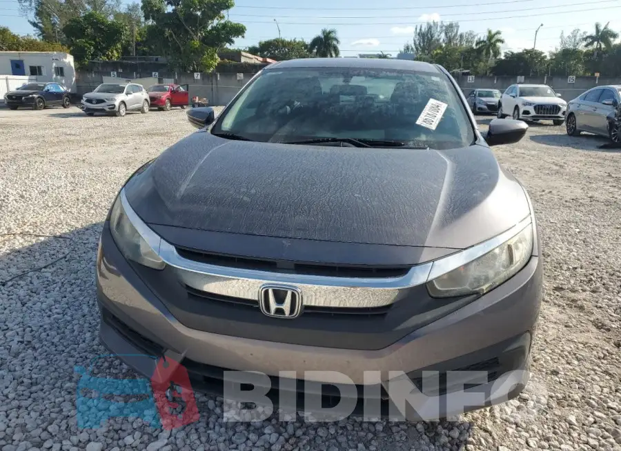 19XFC2F53GE091637 Photo# 5