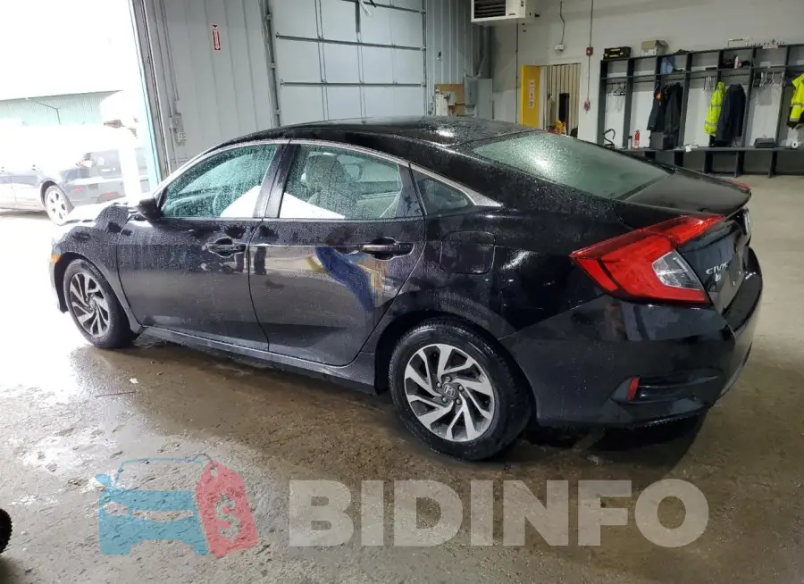 19XFC2F70GE208186 Photo# 2