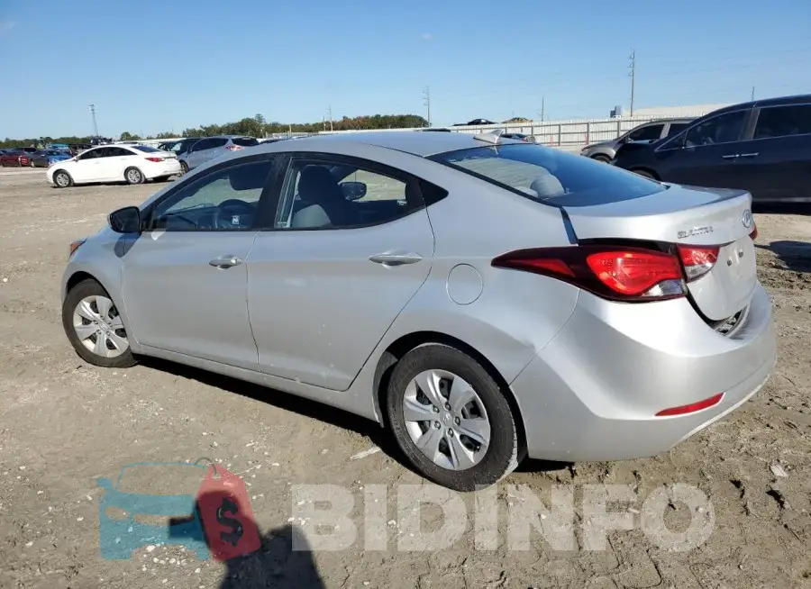 5NPDH4AE6GH695447 Photo# 2