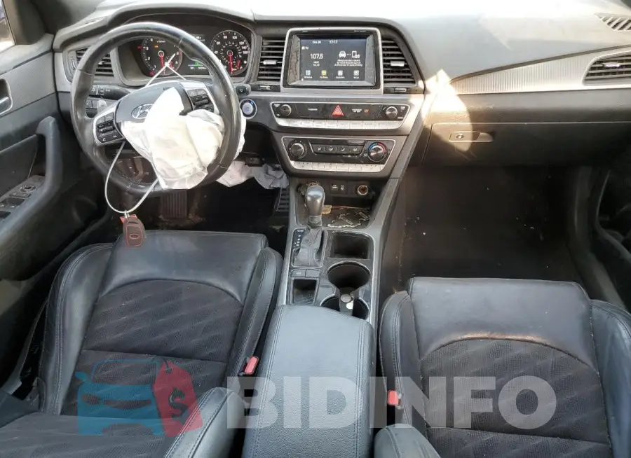 5NPE34AB1JH689247 Photo# 8