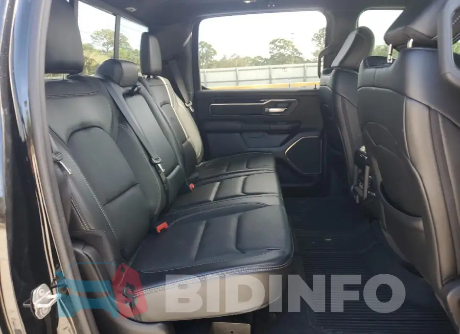 1C6SRFLT4MN684543 Photo# 10