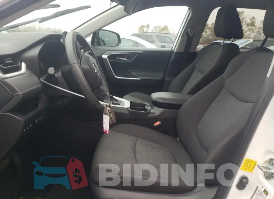 2T3P1RFV0MC180182 Photo# 7