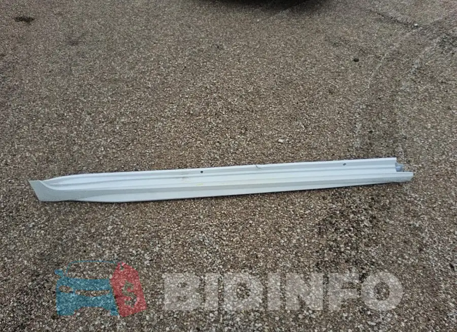 4T1G11BKXRU108224 Photo# 12