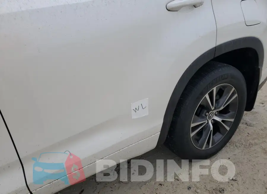 5TDJKRFH3GS261159 Photo# 13