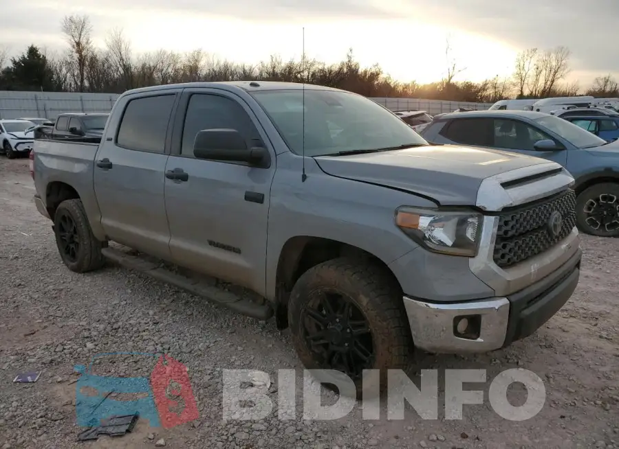 5TFDW5F17KX869878 Photo# 4