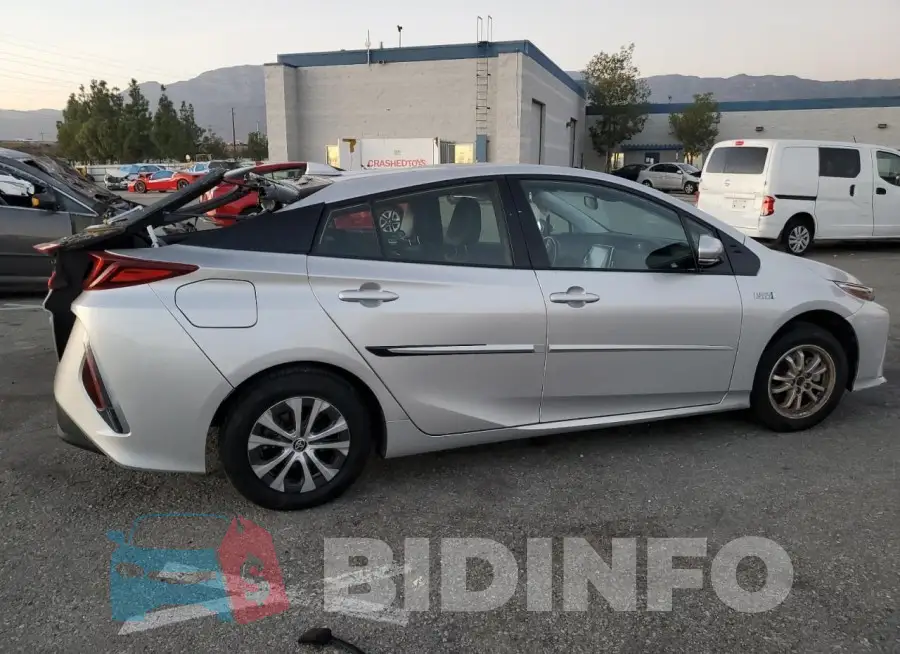 JTDKARFP9L3136872 Photo# 3
