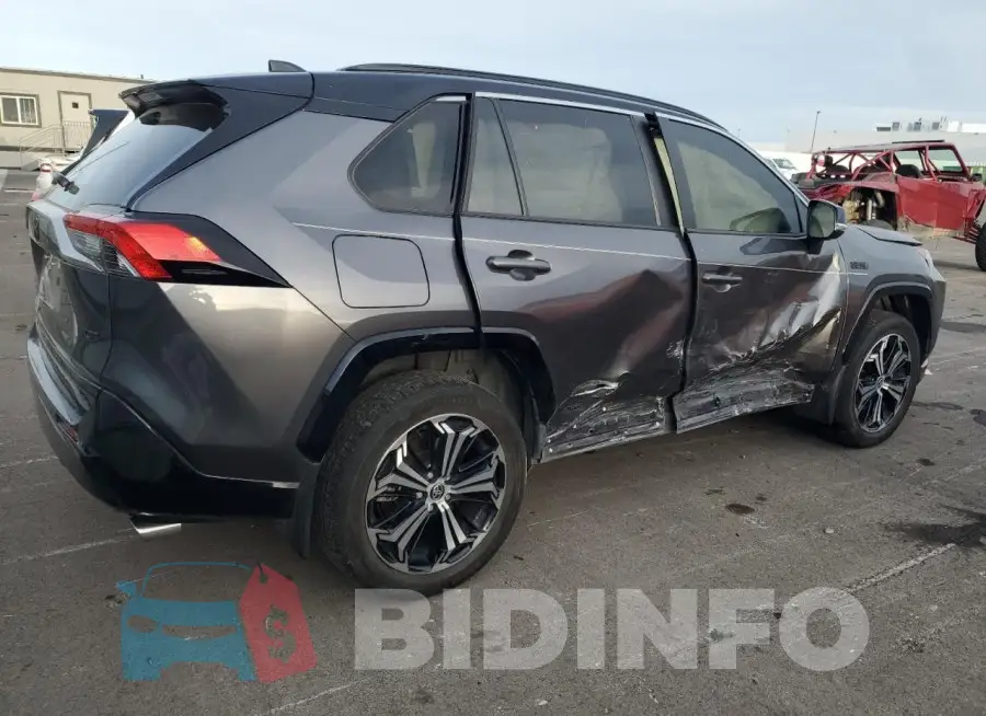 JTMFB3FV3MD052858 Photo# 3