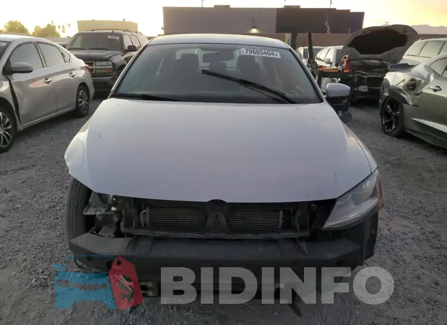 3VW2B7AJ4HM393879 Photo# 5