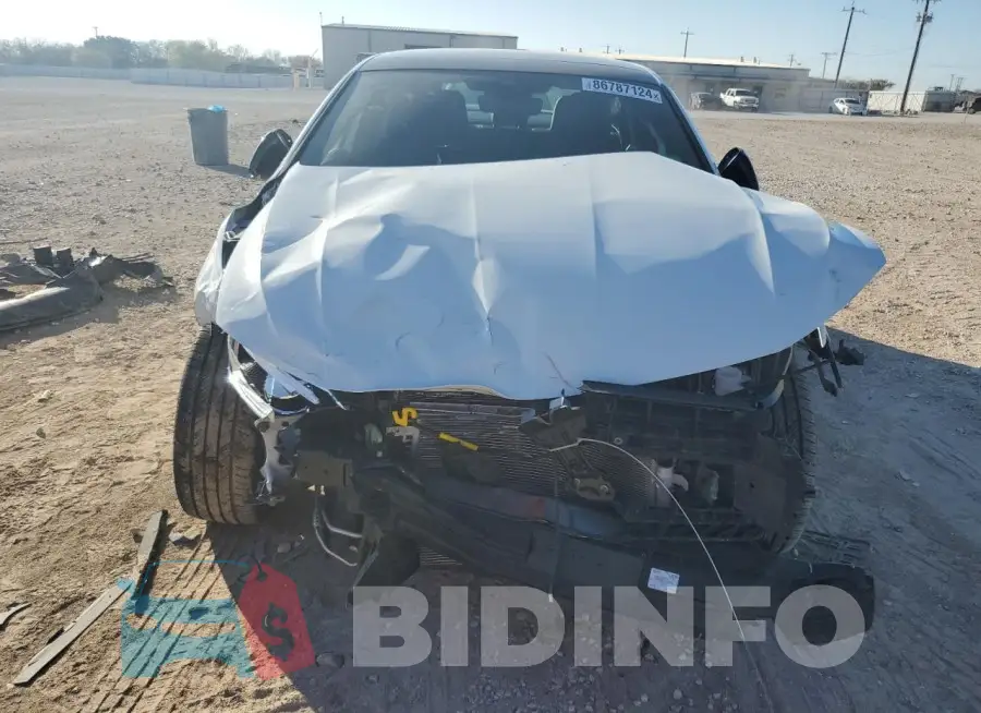 3VW2T7BU7RM096726 Photo# 5