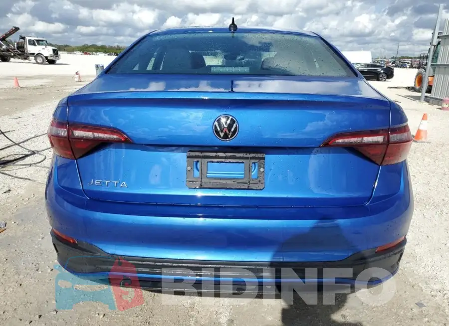 3VW5M7BU2RM031566 Photo# 6