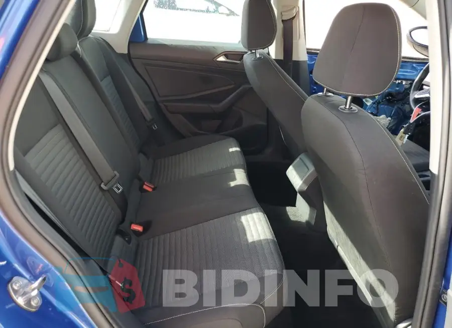 3VW5M7BU2RM031566 Photo# 10