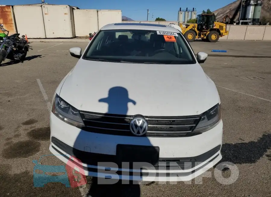 3VWDB7AJXHM267633 Photo# 5