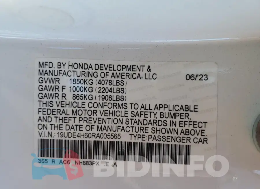 19UDE4H60RA005565 Photo# 13