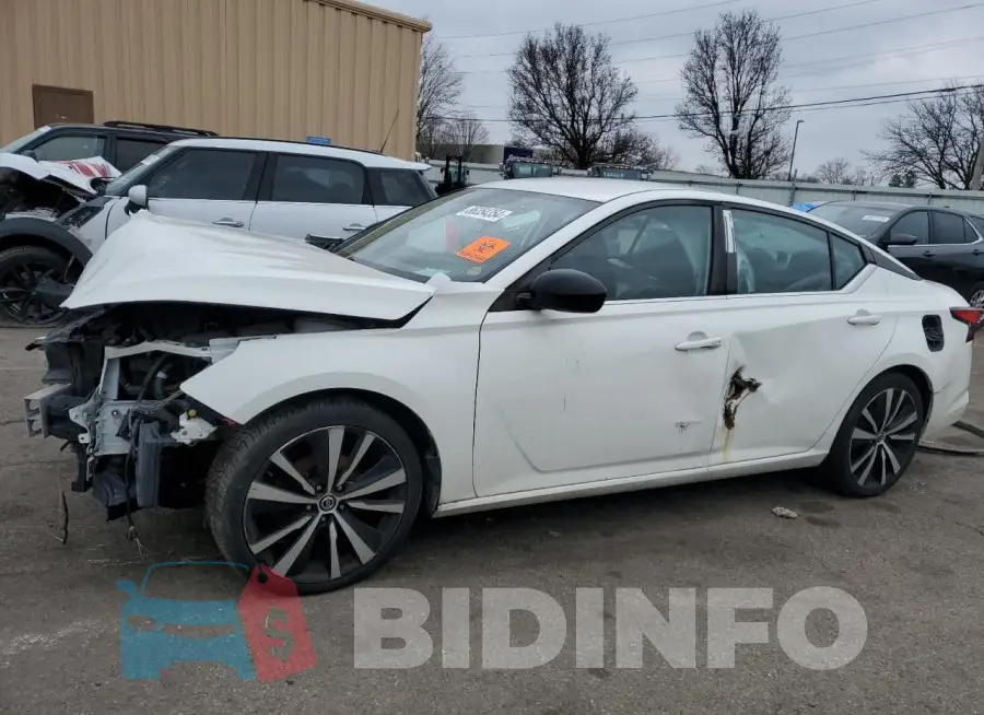 1N4BL4CV1KC155985 Photo# 1
