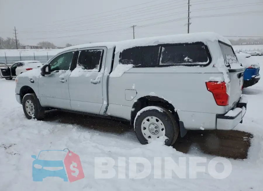 1N6BA1F34HN525863 Photo# 2