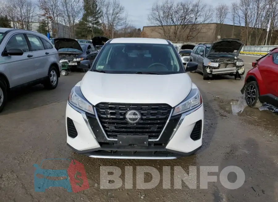 3N1CP5BV6PL533615 Photo# 5
