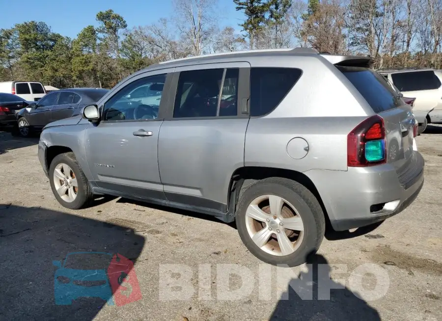 1C4NJCEAXGD588692 Photo# 2