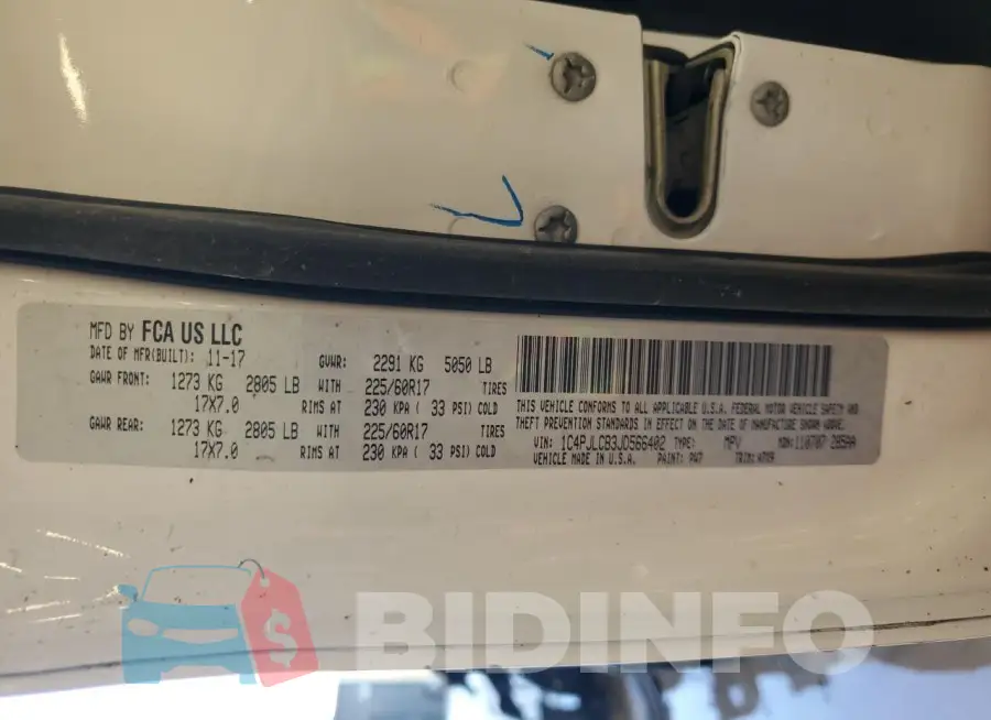1C4PJLCB3JD566402 Photo# 14