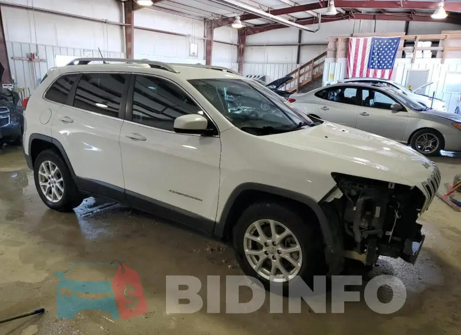 1C4PJMCB8JD564134 Photo# 4