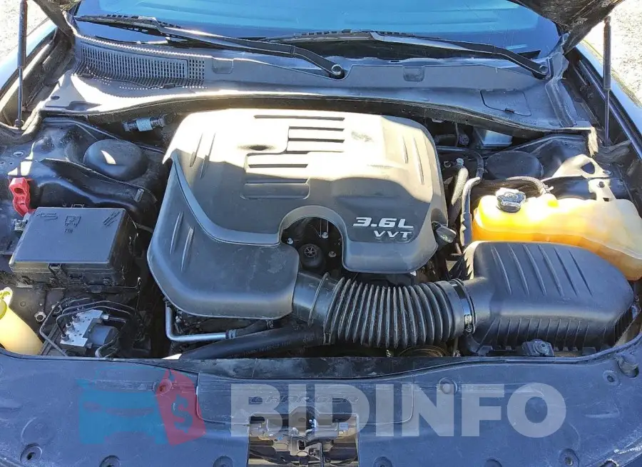 2C3CDXJG3KH757984 Photo# 11