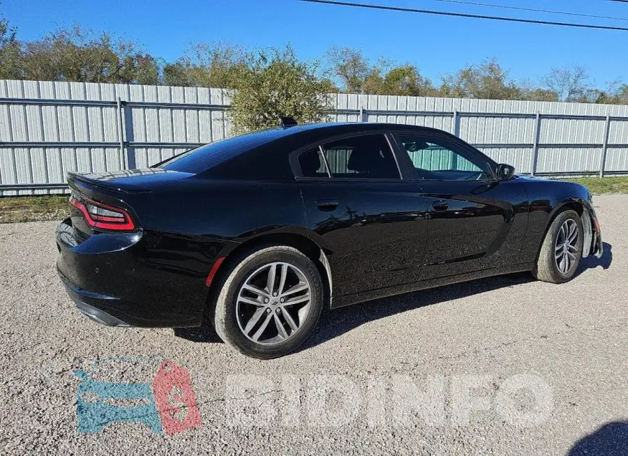 2C3CDXJG3KH757984 Photo# 3