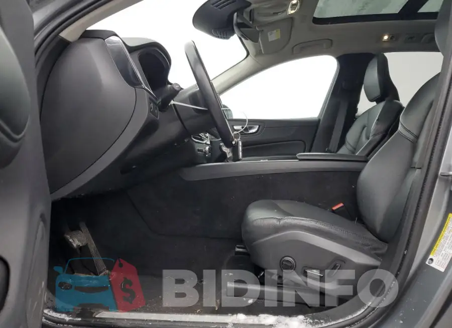 LYV102RK5KB206084 Photo# 7