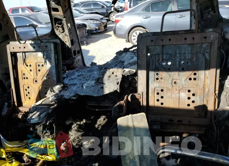 1GNSCCKC2HR276199 Photo# 10