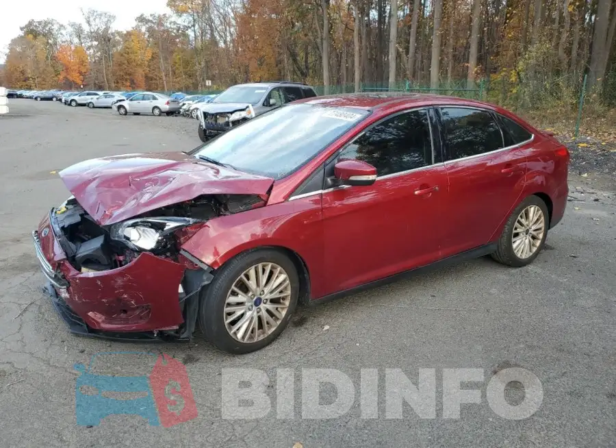 1FADP3J27GL273384 Photo# 1