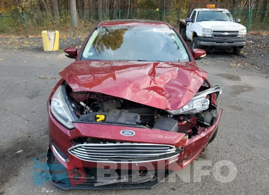 1FADP3J27GL273384 Photo# 5