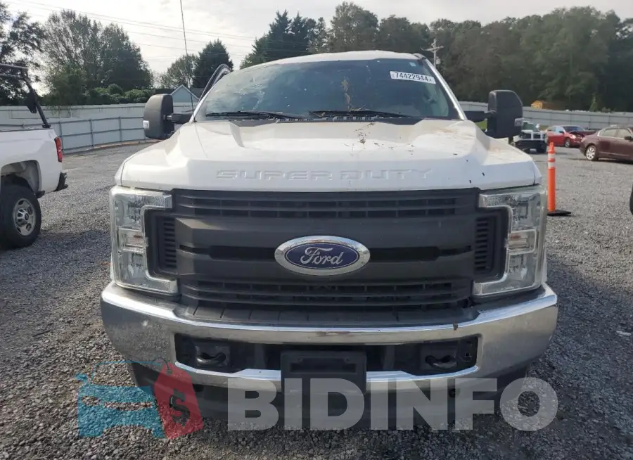 1FT7X2BT1HEC42520 Photo# 5