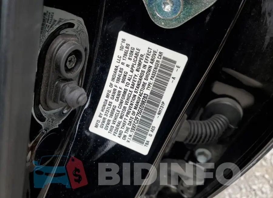 19XFC2F75GE098283 Photo# 12