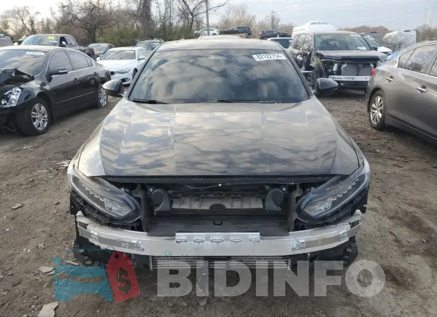 1HGCV2F52JA040686 Photo# 5