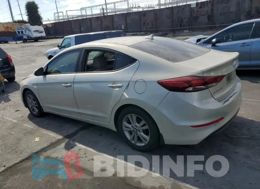 5NPD84LF8HH180828 Photo# 2