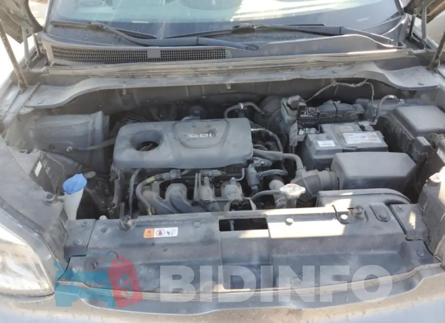 KNDJN2A2XJ7608201 Photo# 11