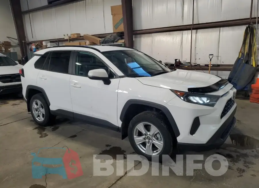2T3B1RFV8KW016135 Photo# 4