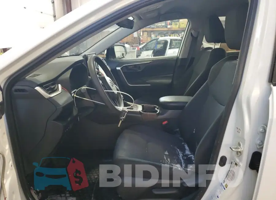 2T3B1RFV8KW016135 Photo# 7