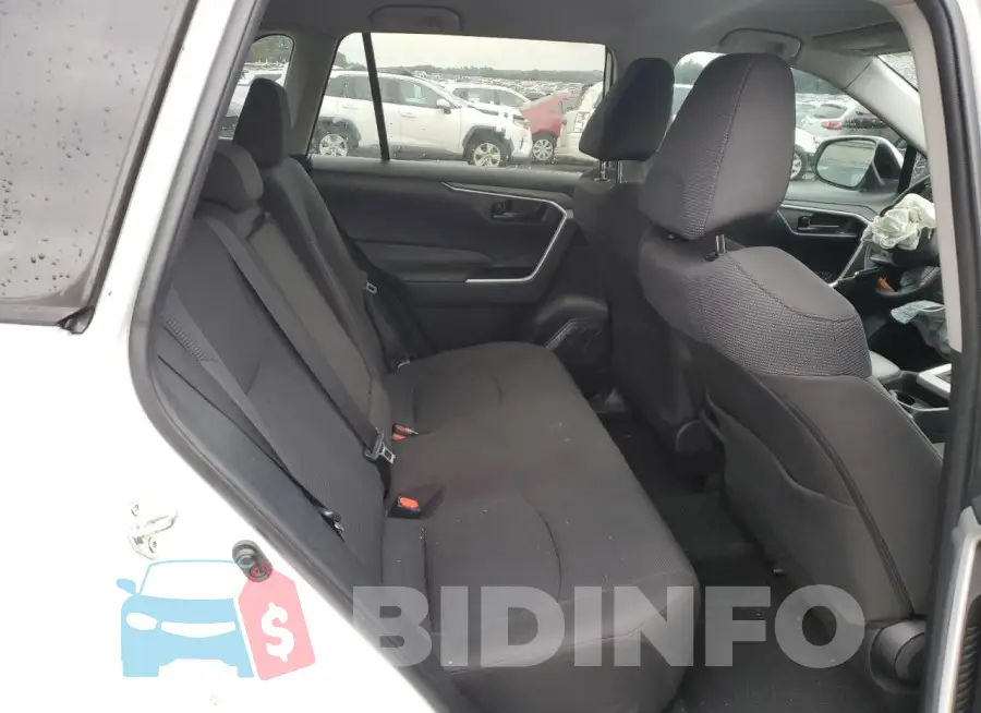 2T3K1RFV4MC114390 Photo# 10