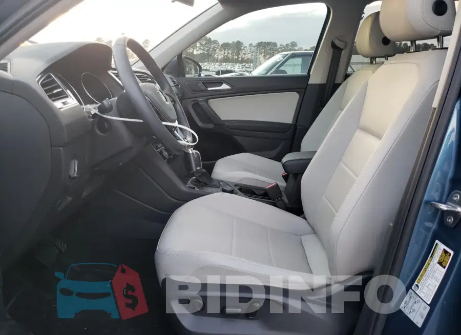 3VV2B7AX7KM148414 Photo# 7