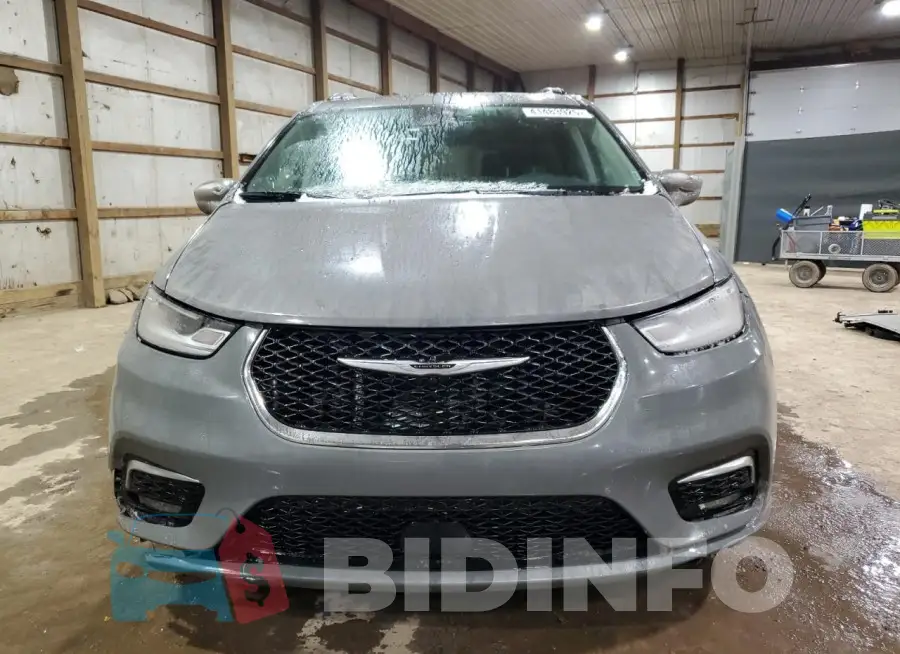 2C4RC1BG1NR168158 Photo# 5