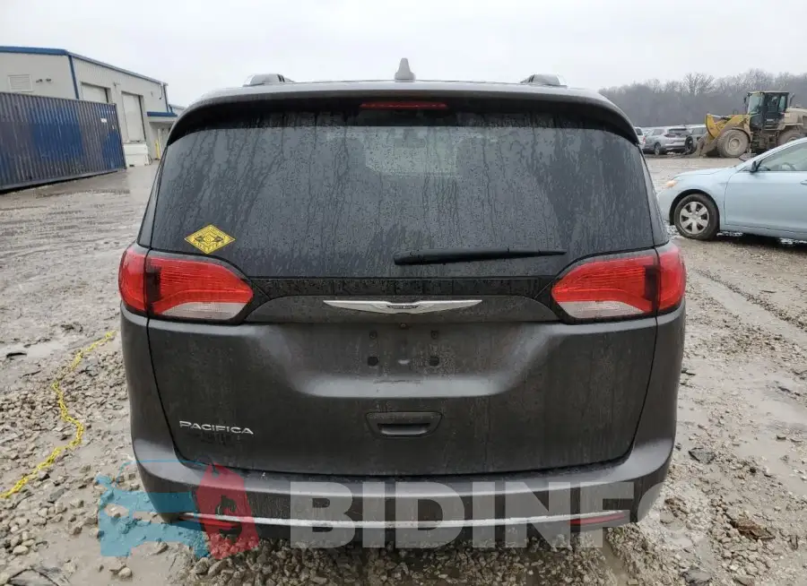 2C4RC1EG5HR538799 Photo# 6