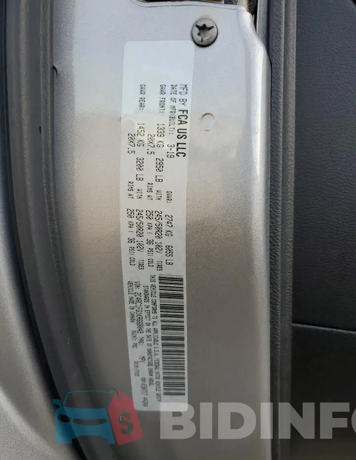 2C4RC1FG1KR668049 Photo# 13