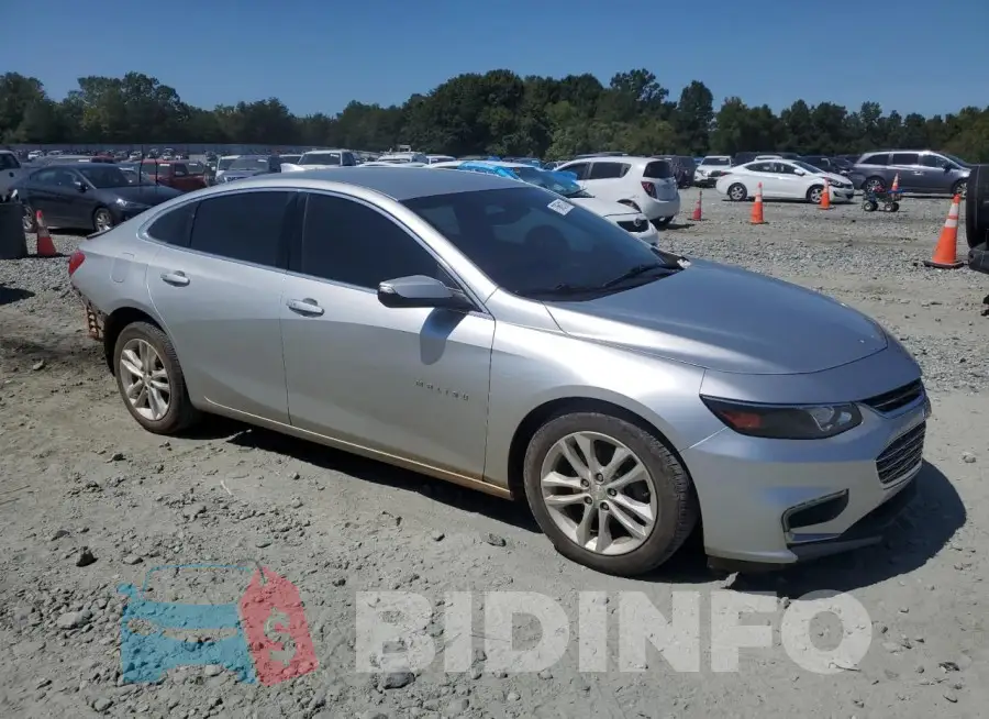 1G1ZD5ST5JF151455 Photo# 4