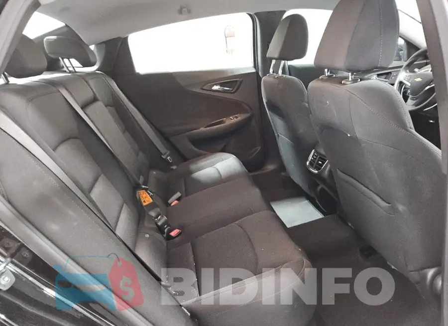 1G1ZD5ST8PF252370 Photo# 10