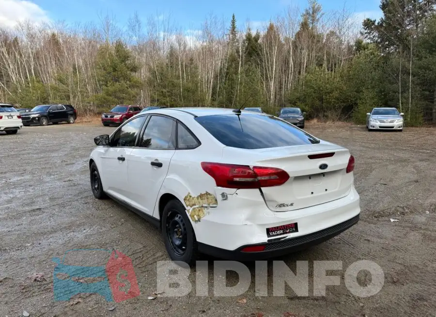 1FADP3E29JL311862 Photo# 3