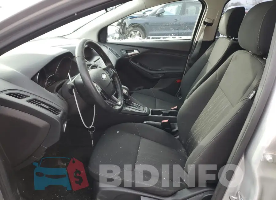 1FADP3K26HL305077 Photo# 7